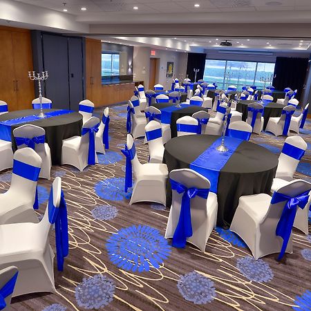 Holiday Inn Express & Suites Vaudreuil-Dorion By Ihg מראה חיצוני תמונה