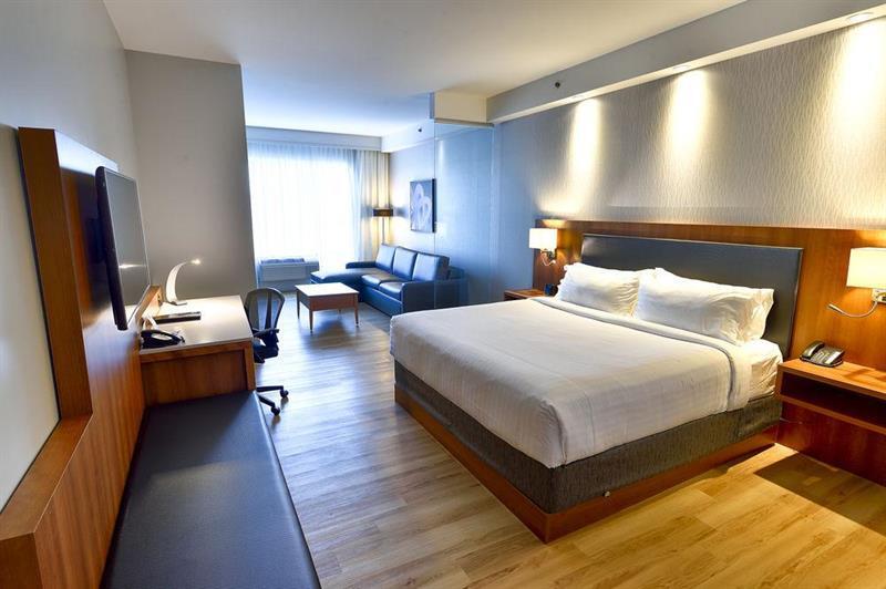 Holiday Inn Express & Suites Vaudreuil-Dorion By Ihg מראה חיצוני תמונה